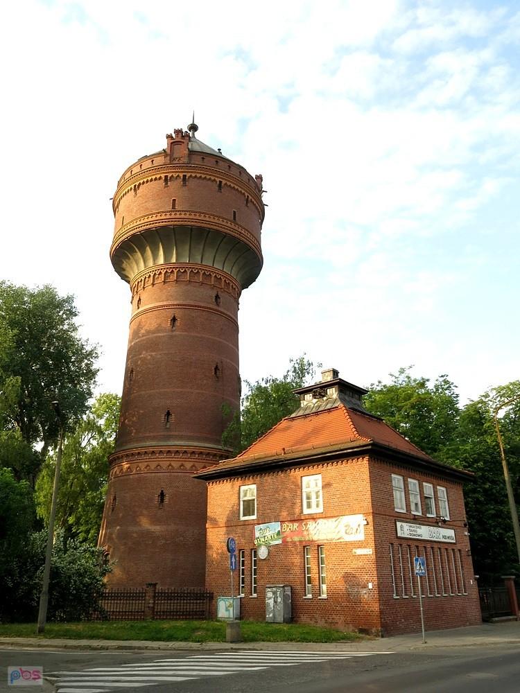 Zabytkowa wieża ciśnień w Opolu