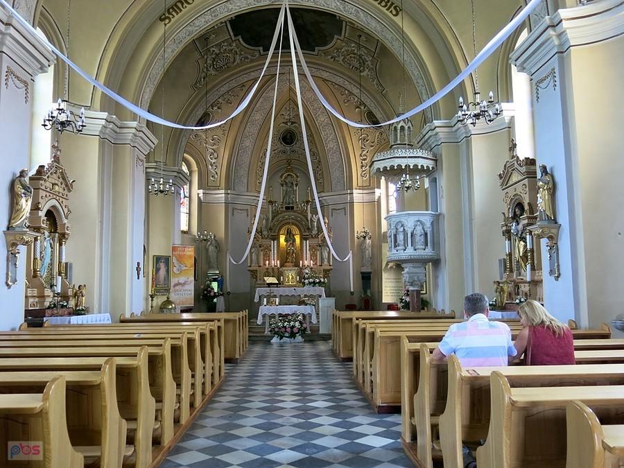 Wnętrze kościoła