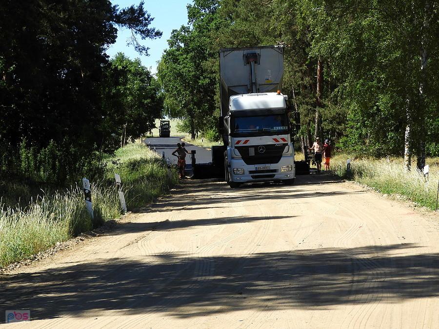 Wreszcie ruszyły prace remontowe na drodze Blankensee - Pampow.
