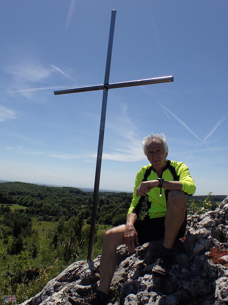 Przy krzyżu na Grochowcu Wielkim