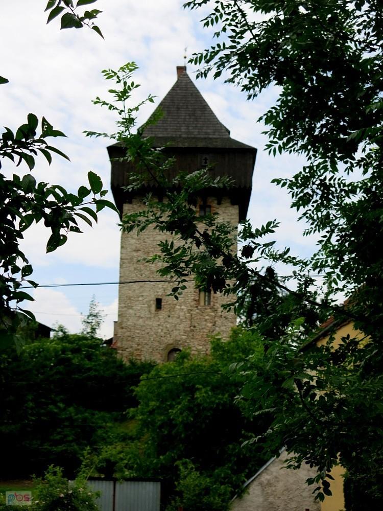 Żelazno - wieża rycerska z k. XIV w.