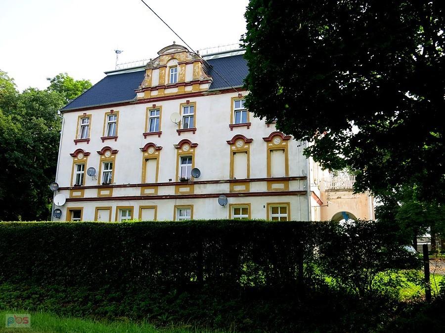 Ujeździec - dwór