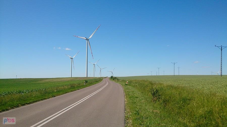 Wiatraki koło Tyszowiec