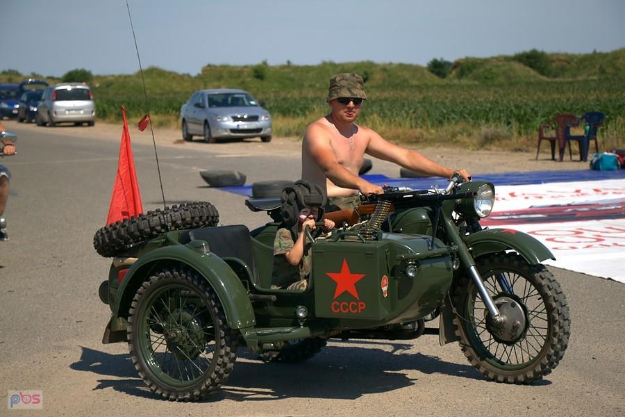 militarnie na lotnisku