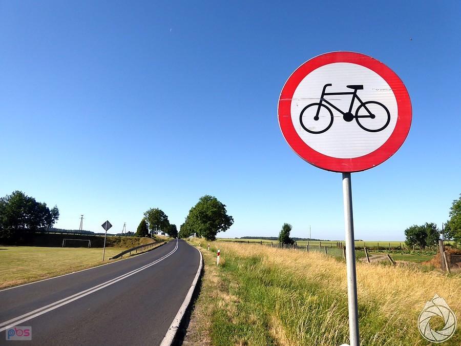 bo taki to ultramaraton, poprowadzony najlepszymi możliwymi drogami