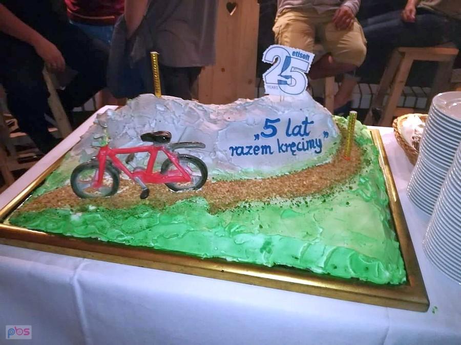 Piękny tort (i smaczny)