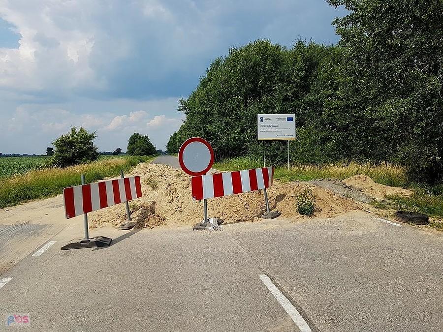 Wał na DW 142