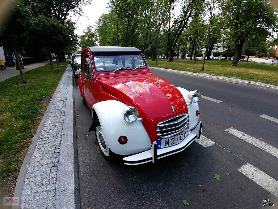 Oglądaliśmy 2CV.