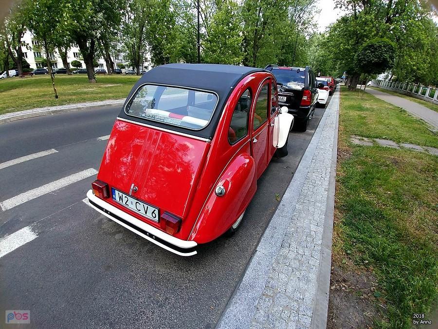 Oglądaliśmy 2CV.