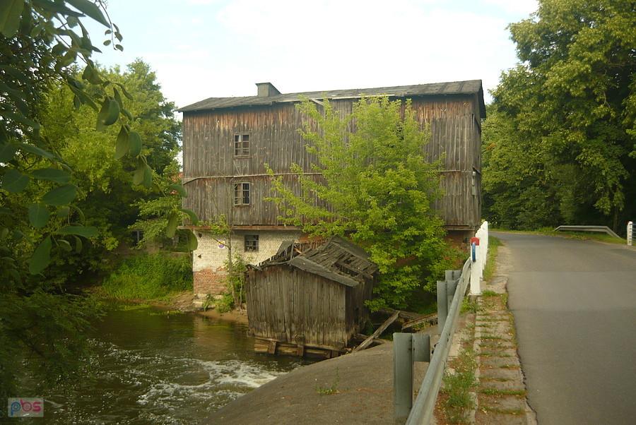 Stary młyn koło Skierniewic.