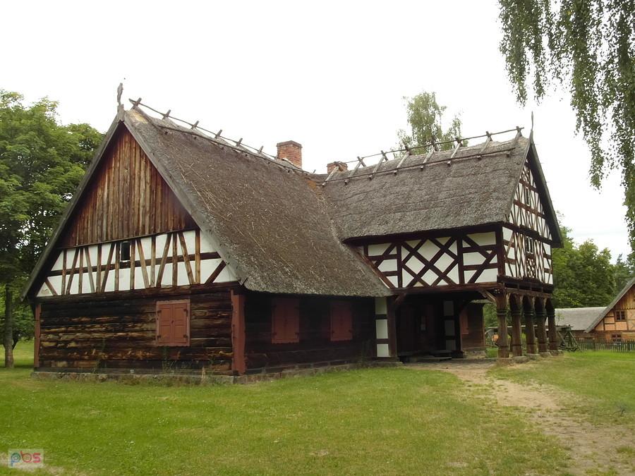 Skansen w Olsztynku