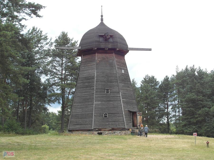 Skansen w Olsztynku