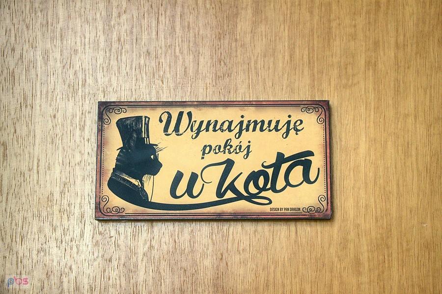 no i wynająłem pokój od kota :)