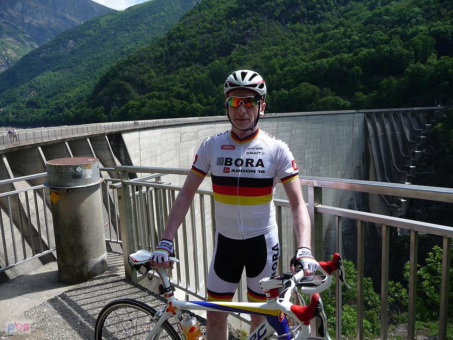 Tour doliną Valle Verzasca