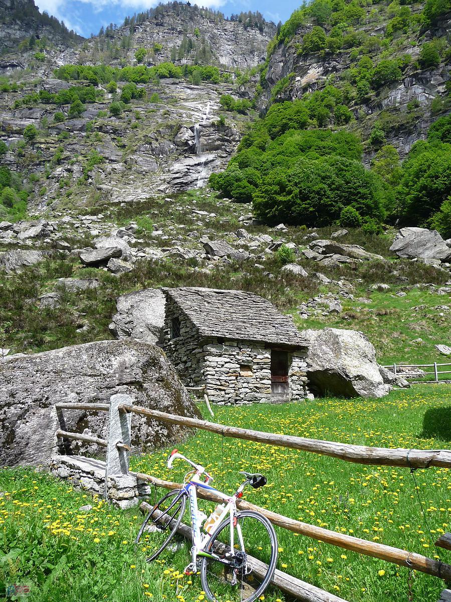 Tour doliną Valle Verzasca