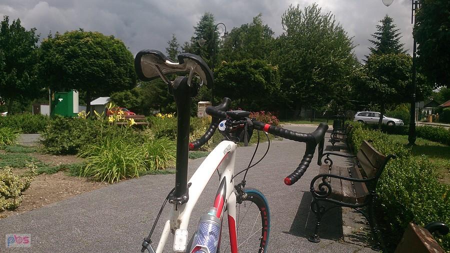 Gdzieś na ławce