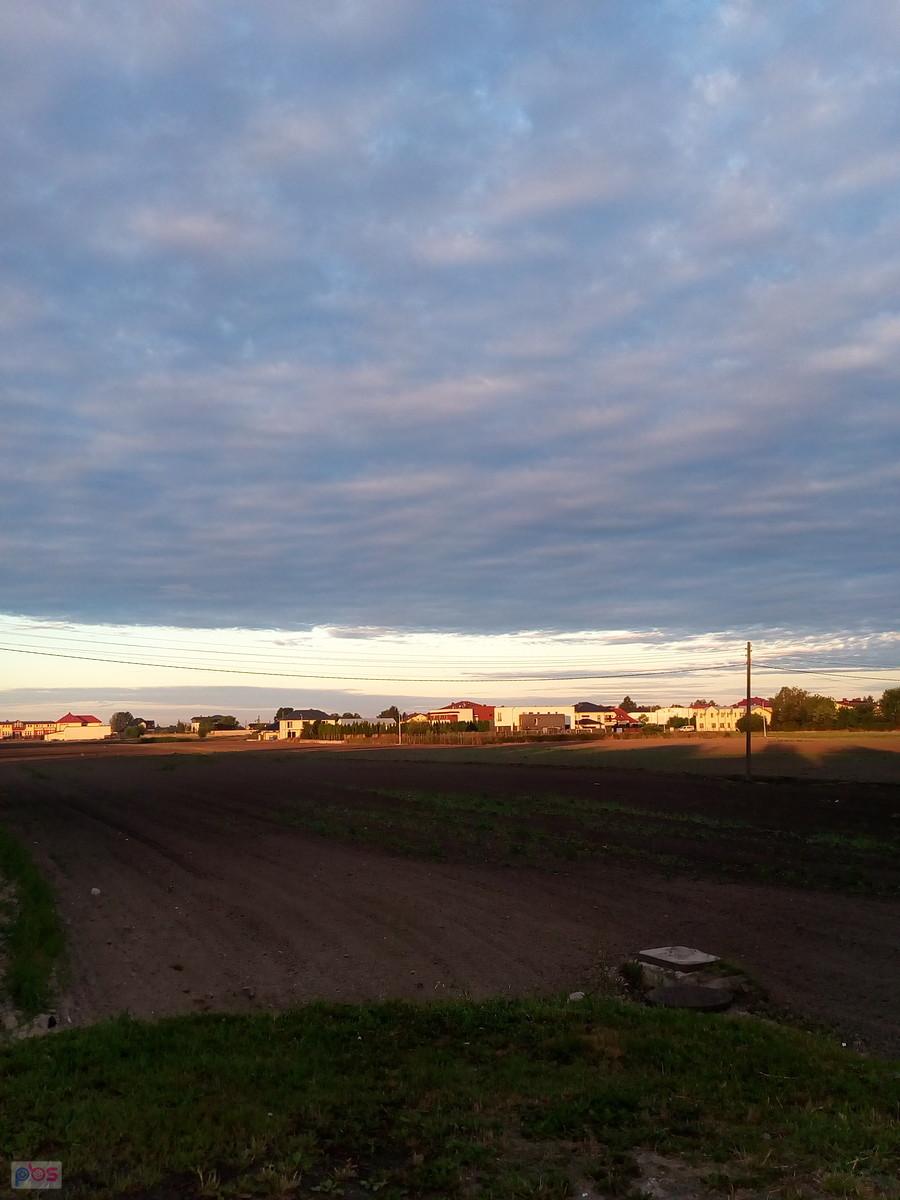 Wstaje dzień