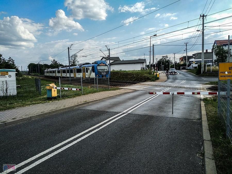 Jedzie pociąg z daleka