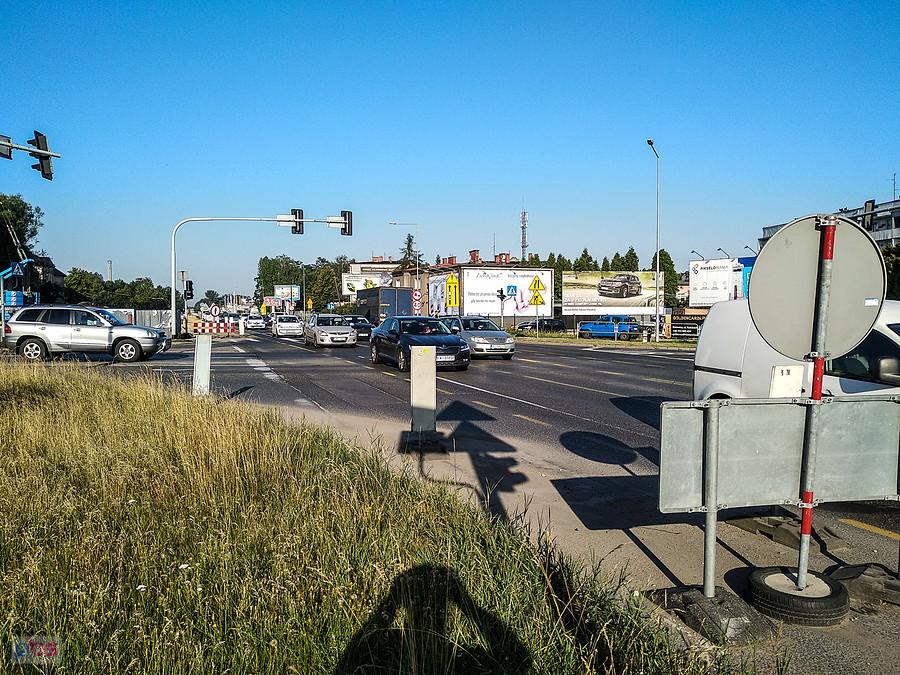 W Piotrowicach na skrzyżowaniu