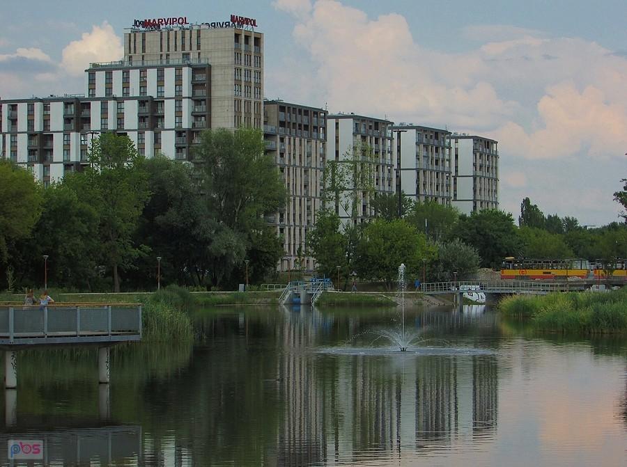 Staw Służewiecki z fontanną