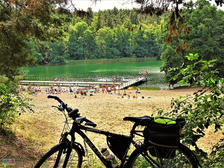 Wycieczka rowerowa nad Jezioro Borówno Wielkie. Jestem na miejscu.