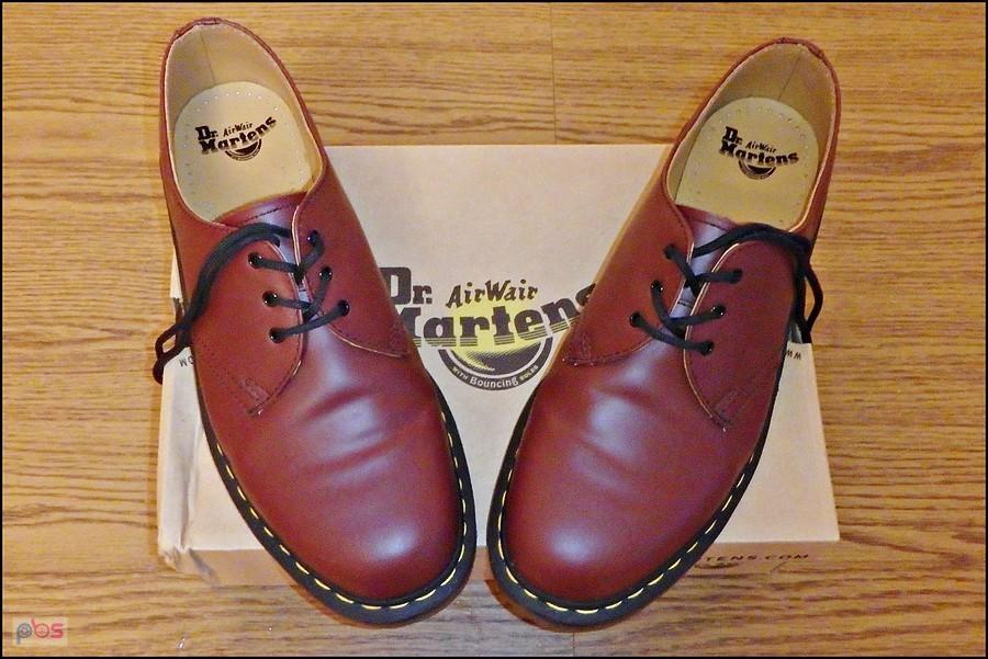 doc. Martens 1961 cherry :)