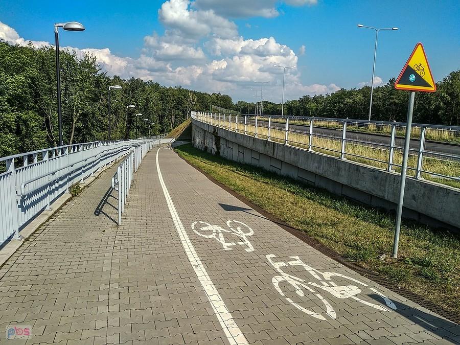 Na zjeździe z wiaduktu