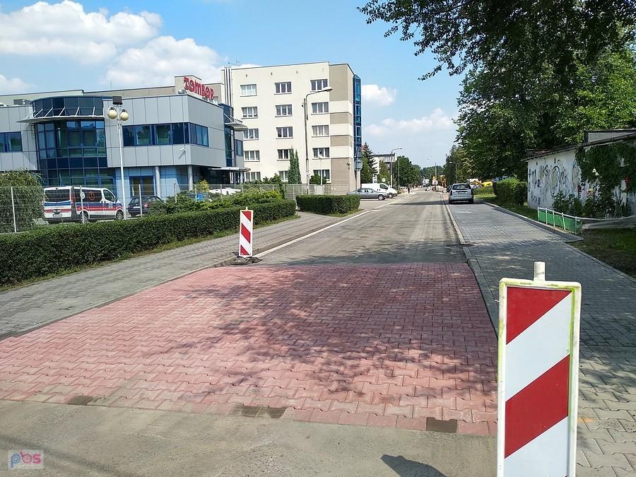 Nowy asfalt na Zbożowej