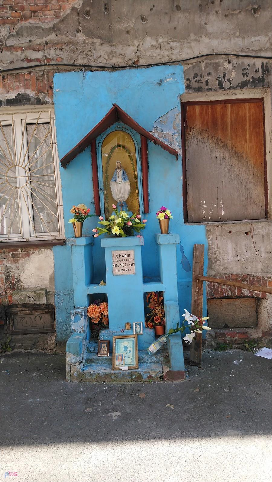 Kapliczka na podwórku Ząbkowska 12