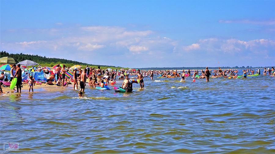 Wycieczka na d morze - Jantar. Plaża w Jantarze. Tłumy...