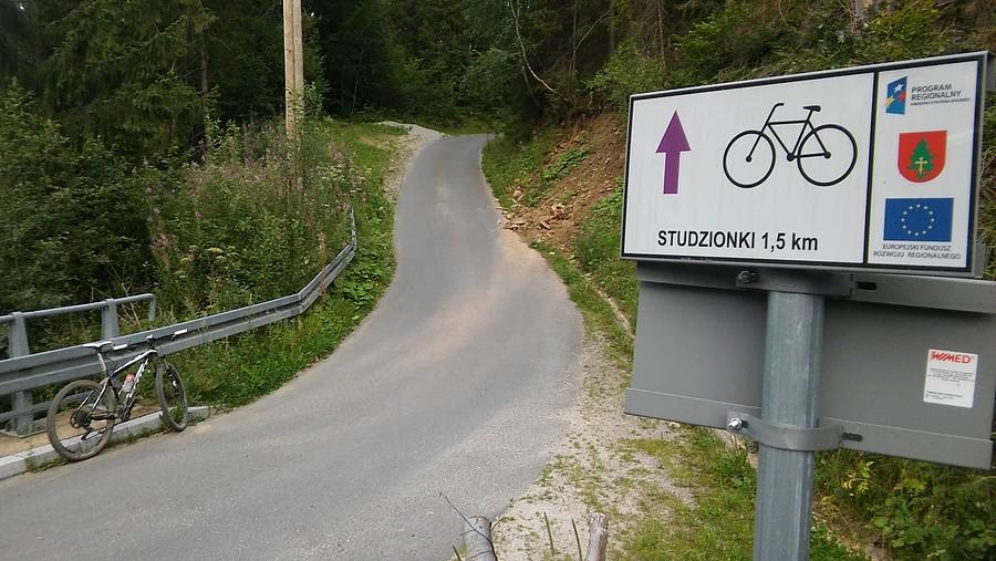 Niby tylko 1.5 km, ale średnie 13% do góry to już konkret