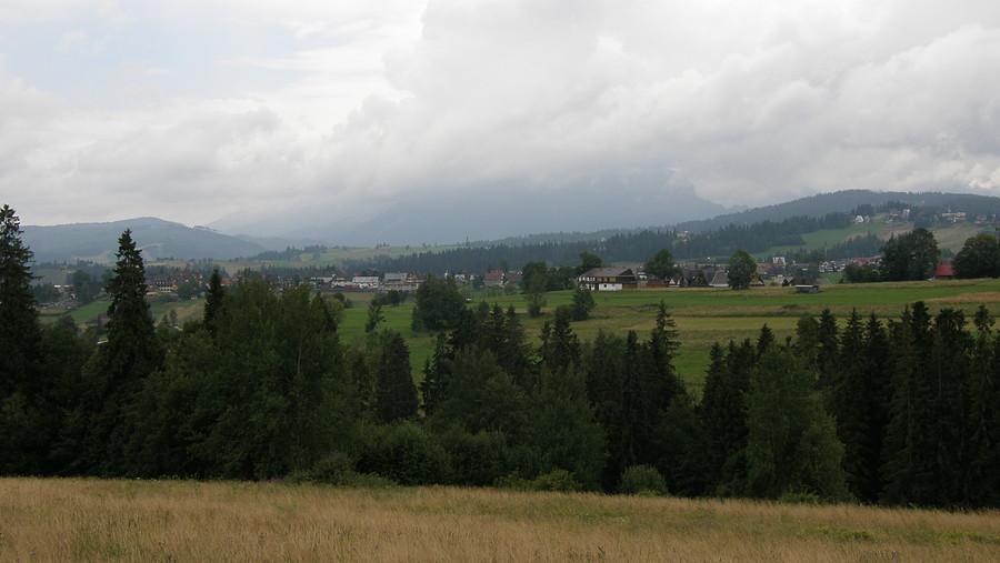 Widoczek z kolejneg zjazdu. Tu w oddali są Tatry, ale znów za dużo chmur nasłali