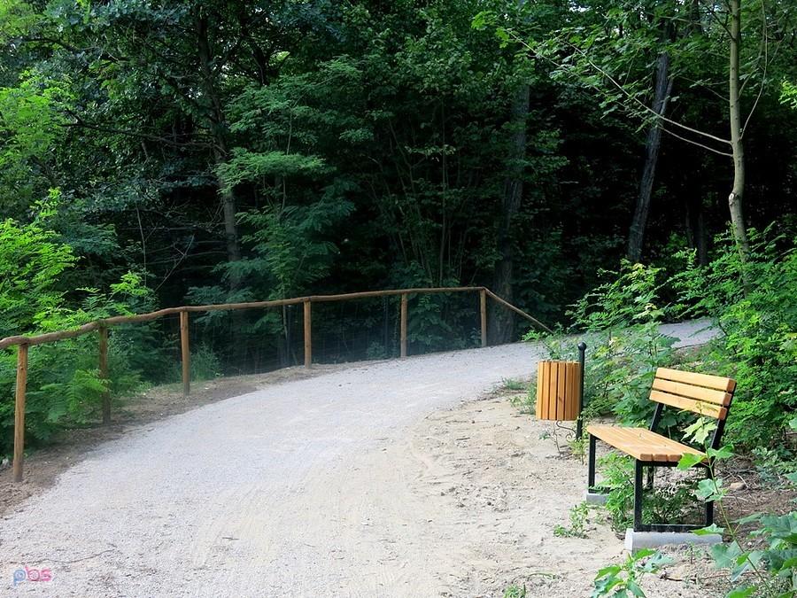 Pierwsza ławka dopiero przed Inowłodzem