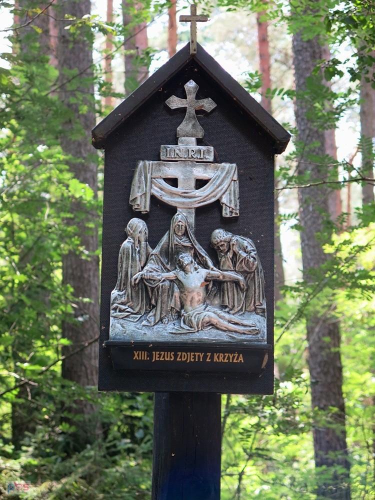 Leśną Drogą Krzyżową