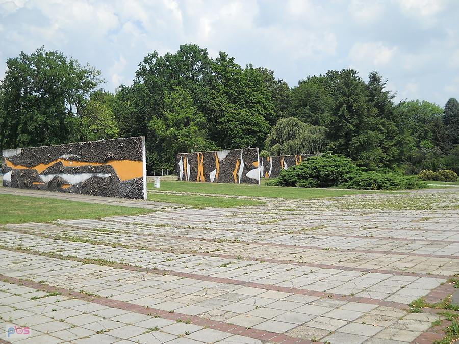 jakaś instalacja