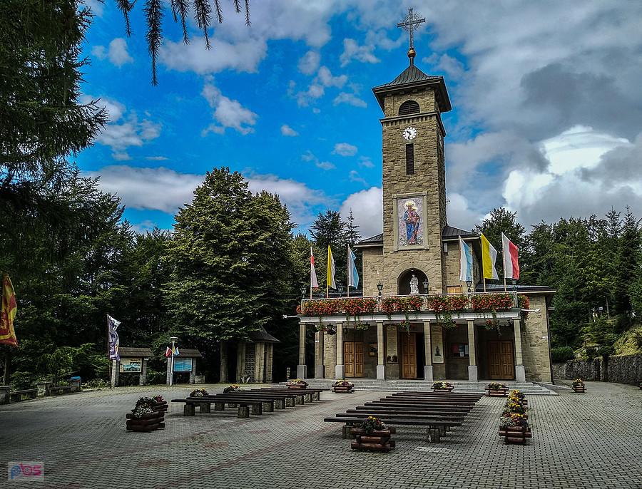Sanktuarium Matki Bożej Królowej Polski w Szczyrku