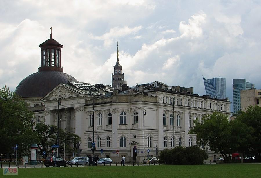 Zachęta i kościół św. Trójcy
