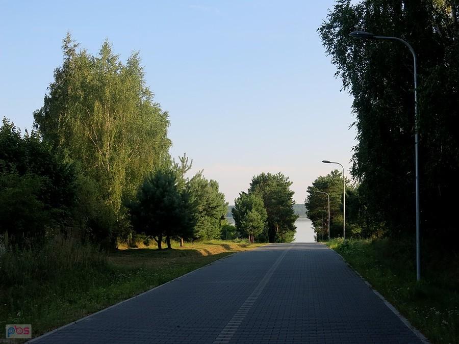 W dół, do zielonej wody
