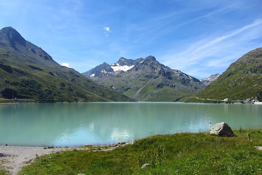 Silvretta-Stausee i Alpy