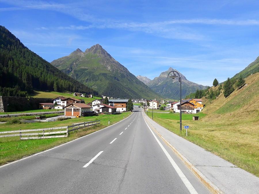 W drodze na Bielerhőhe. Silvretta-Hochalpenstrasse I.