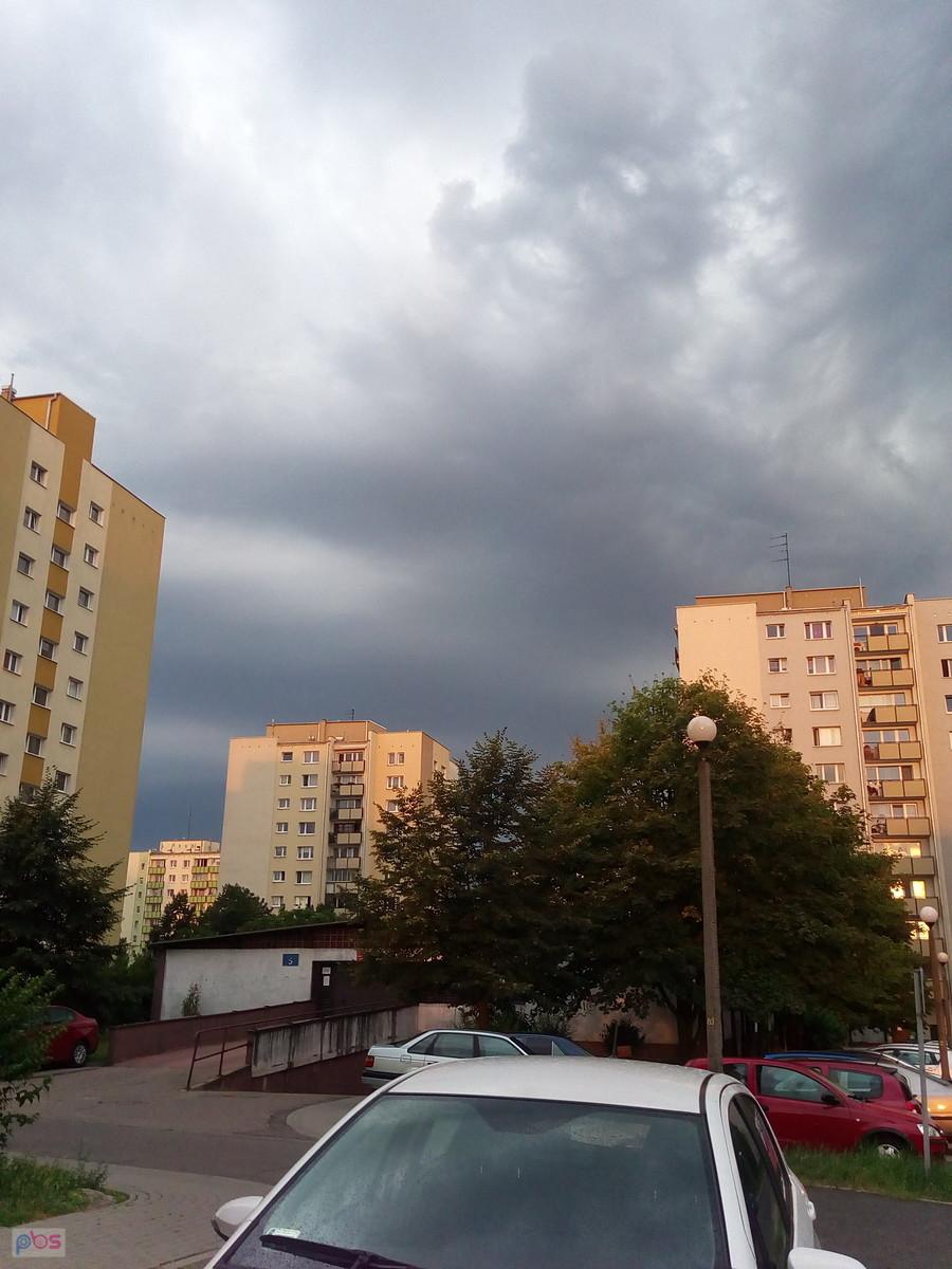 Ten widok nie zachęcał do dalekiej jazdy