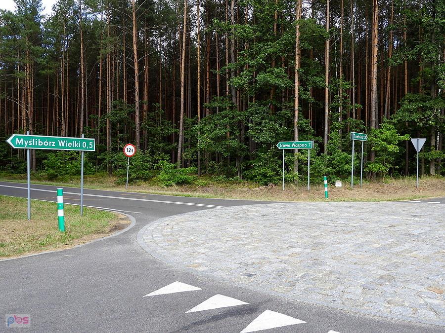 Warto zapamiętać to skrzyżowanie z podanymi kilometrami.
