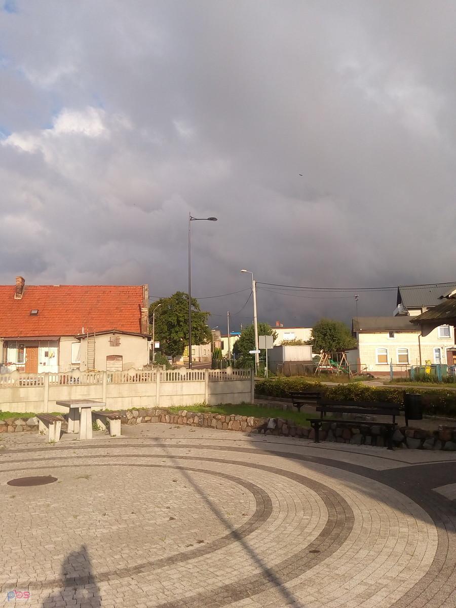 Czarna chmura nad Władysławowem