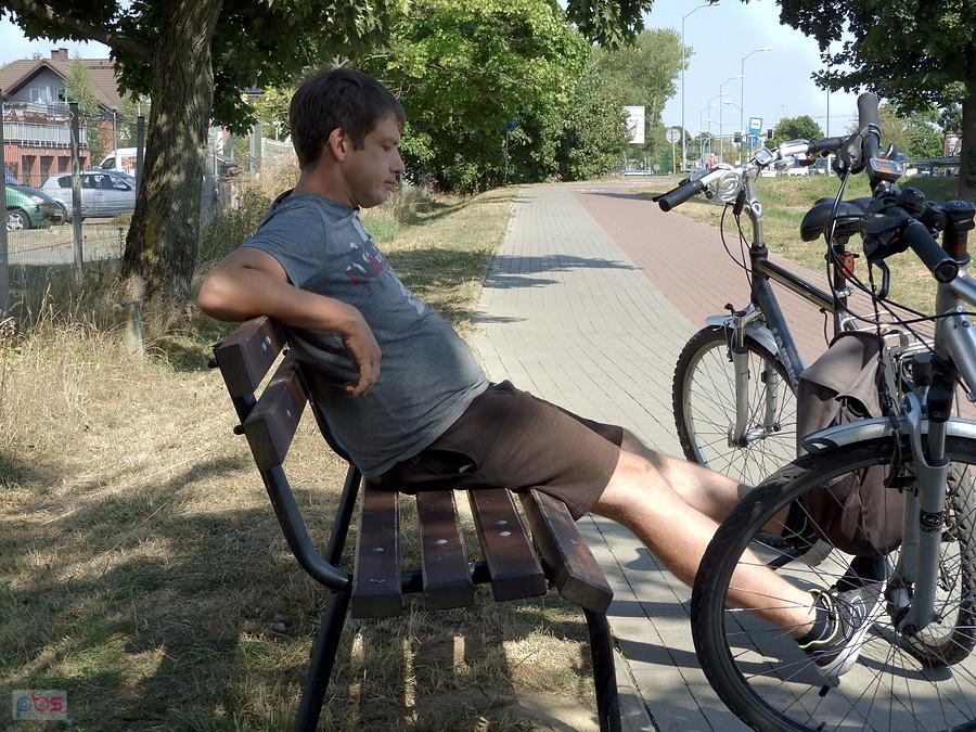 Odpoczynek przy ścieżce rowerowej w Przecławiu.