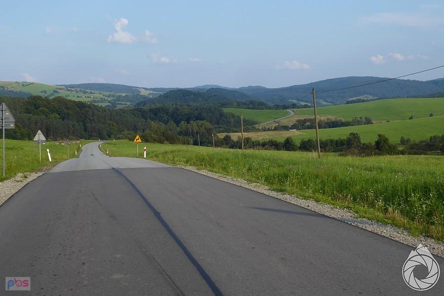 pofalowane drogi pogórza
