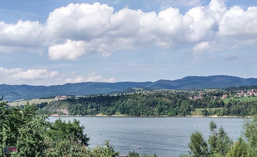 Niby jest trochę chmur, ale upał zabija
