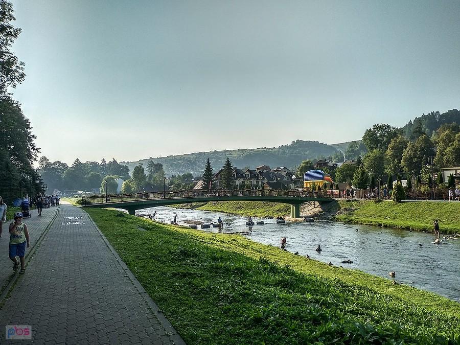 Wszędzie pełno turystów