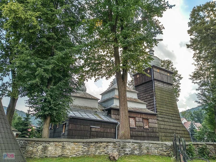 Kościół pw. Matki Boskiej Nieustajacej Pomocy w Uściu Gorlickim
