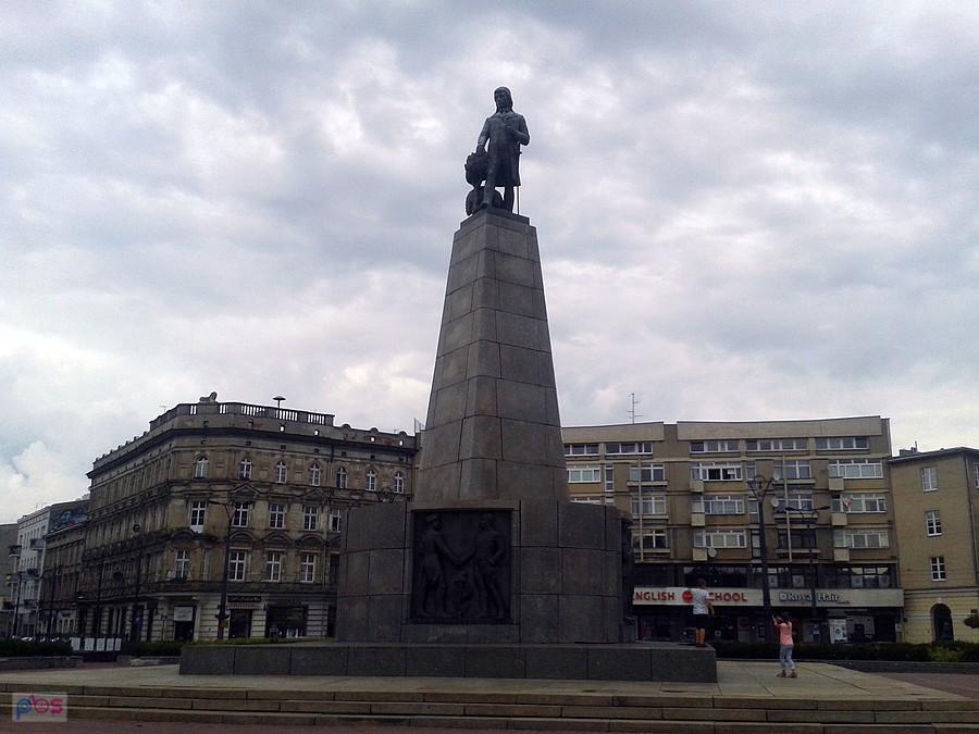 Plac Wolności, Pomnik Tadeusza Kościuszki