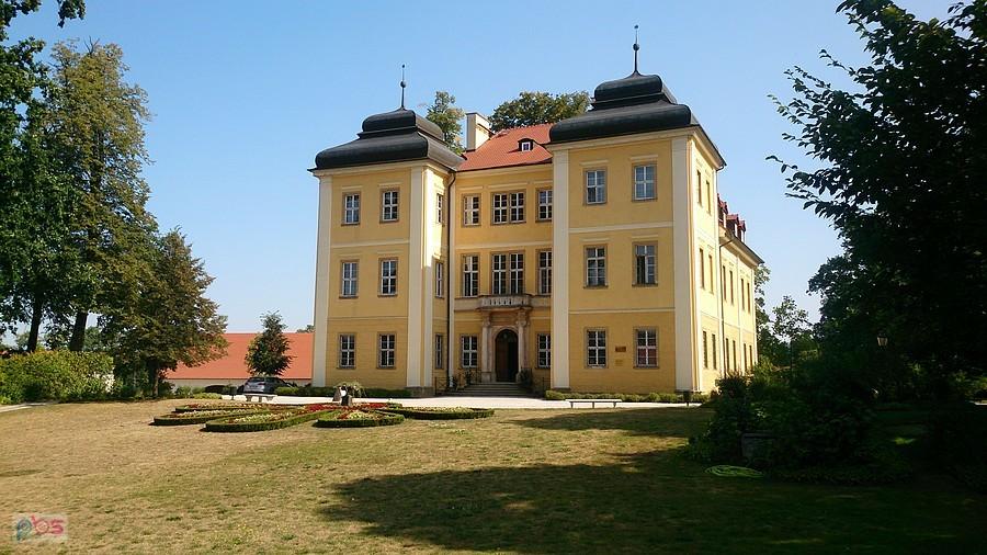 Zamek w Łomnicy